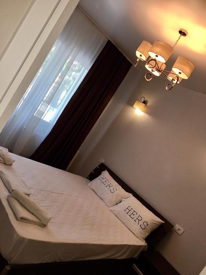 Modern Apartament Central Old Town براشوف المظهر الخارجي الصورة