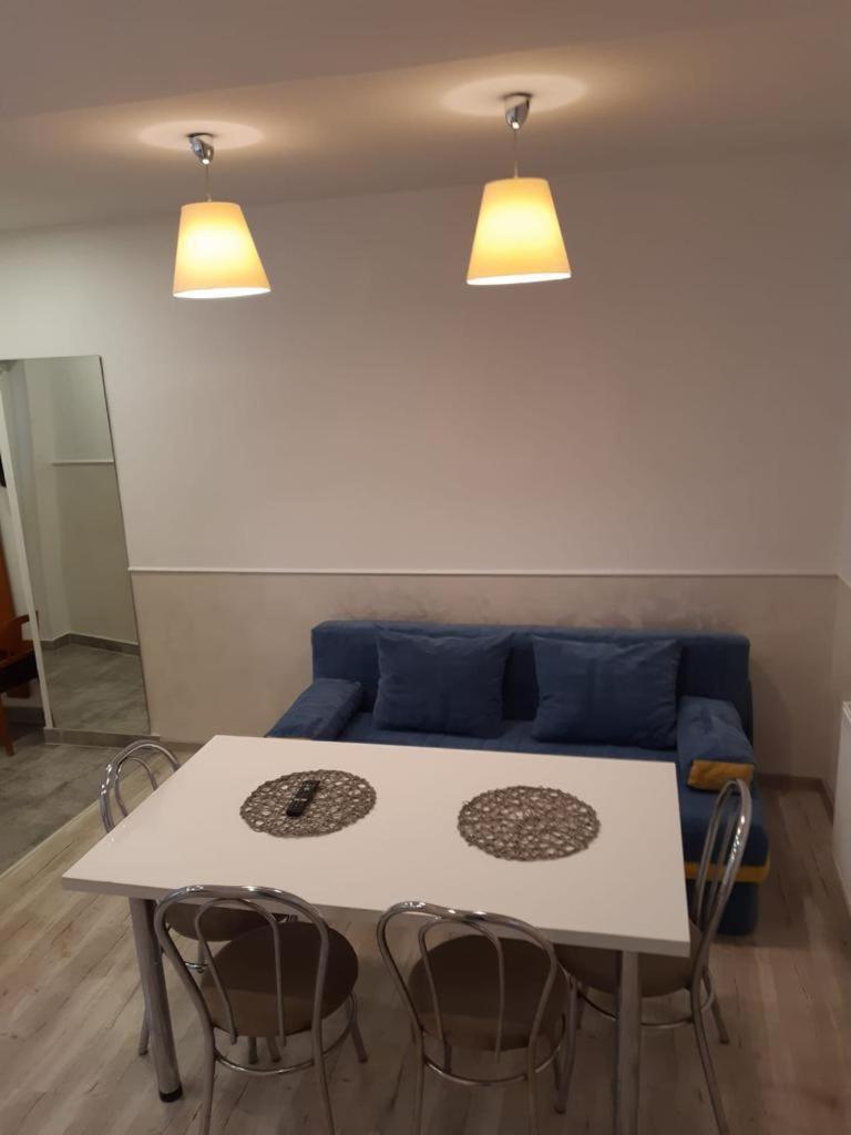 Modern Apartament Central Old Town براشوف المظهر الخارجي الصورة